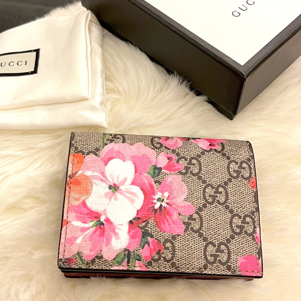 Gucci wallet